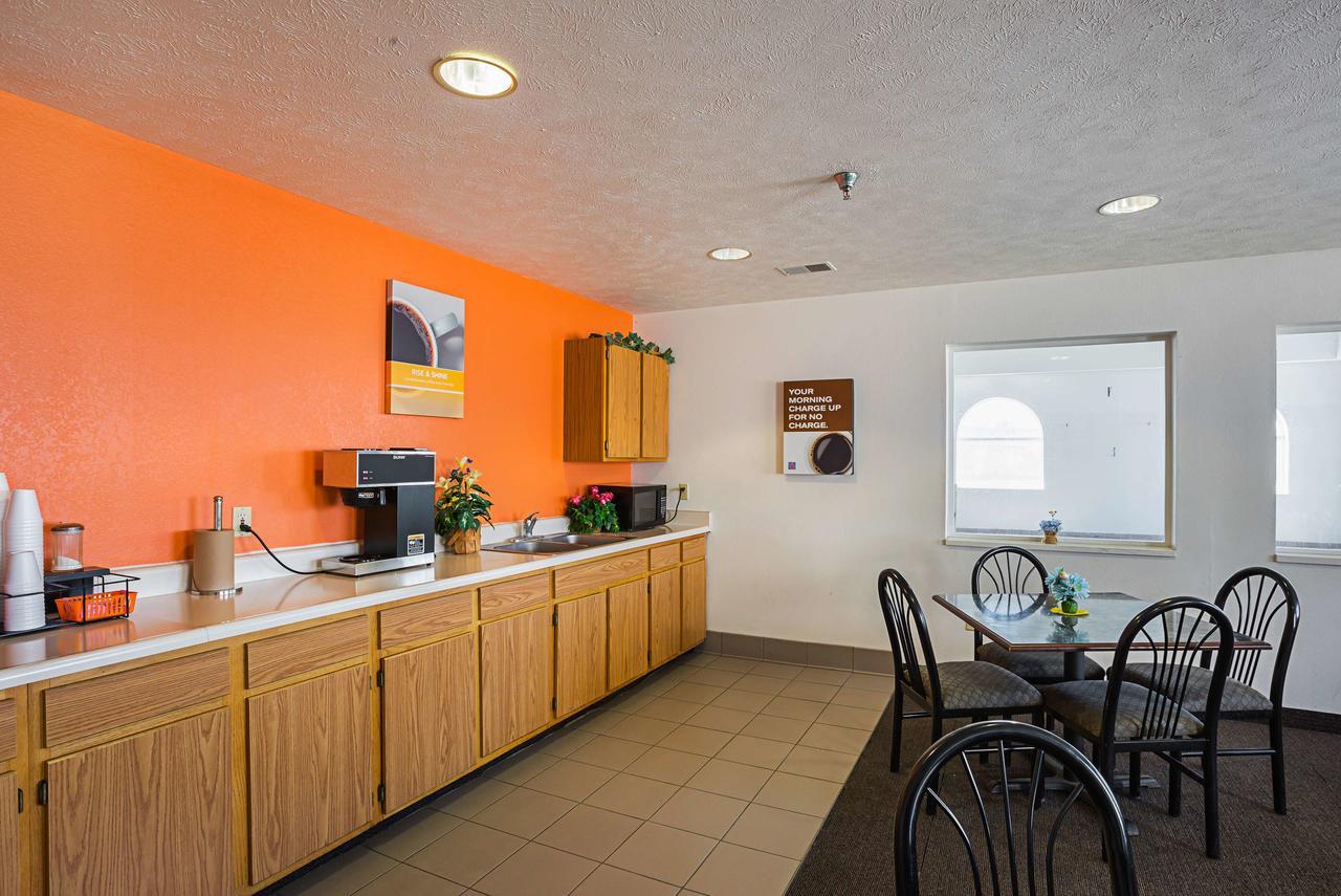Motel 6 Omaha - Iat West Exterior foto